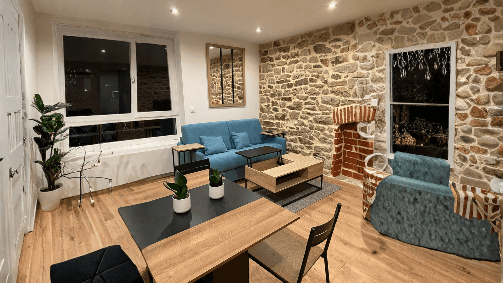 Charming Stone Apartment - Image 2